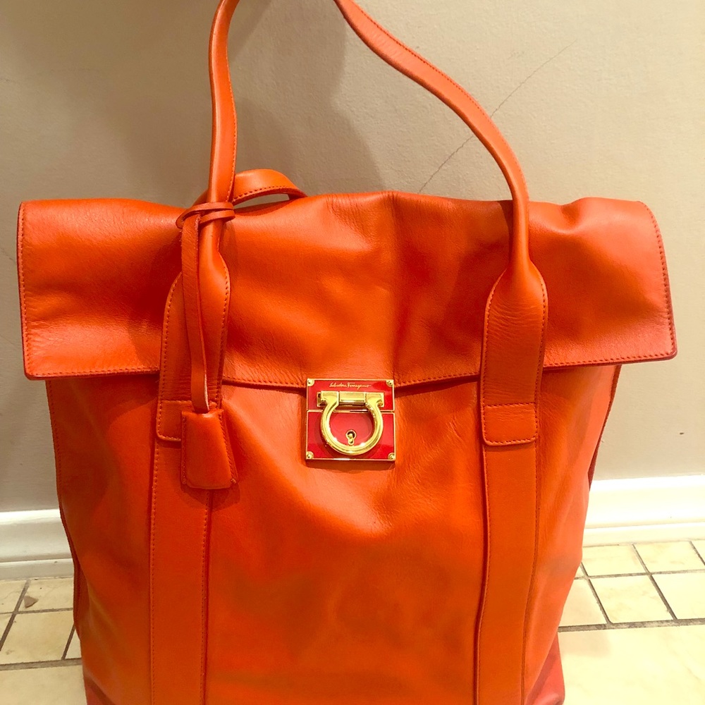 Salvatore Ferragamo 100% authentic bag